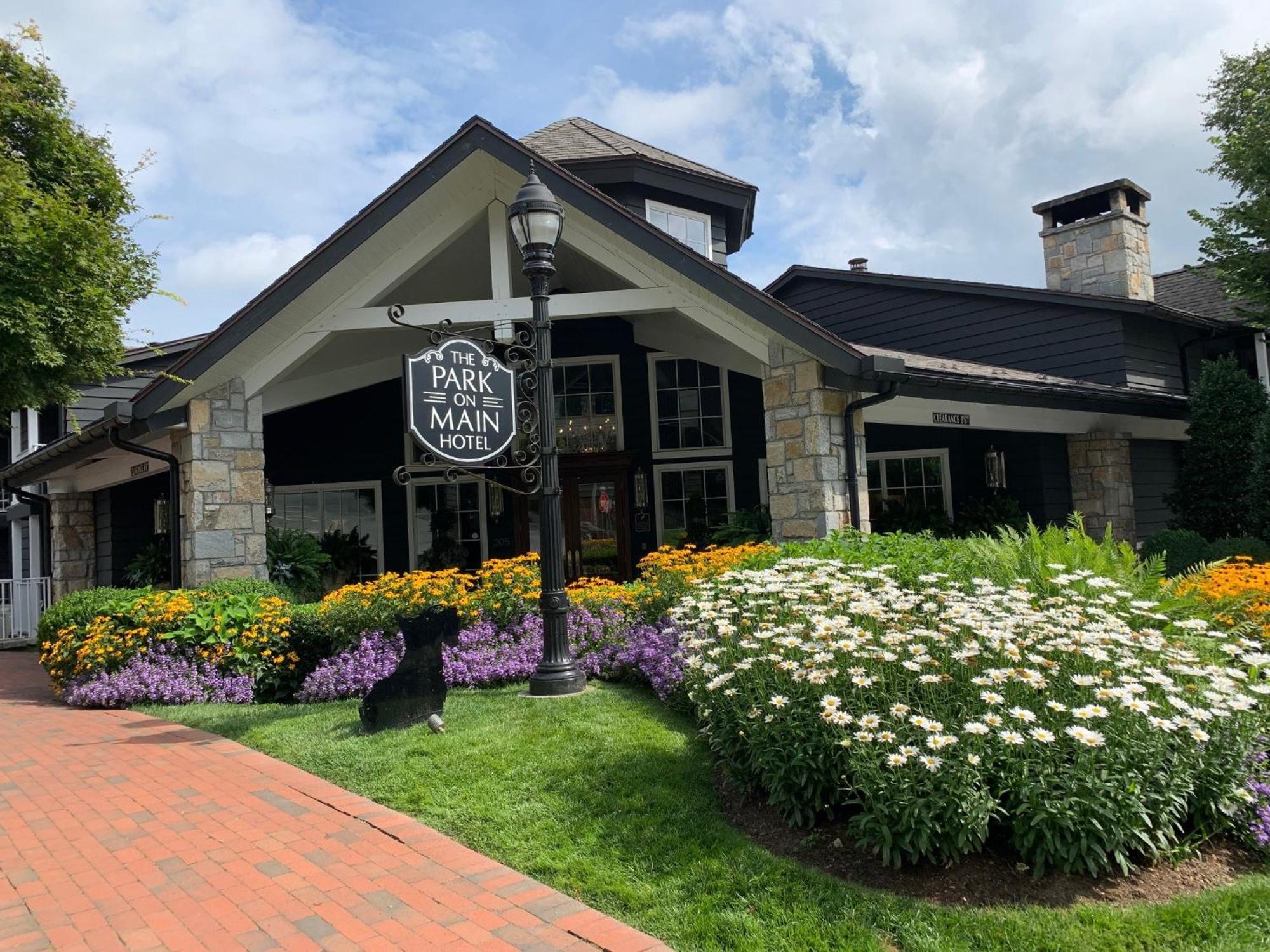The Park On Main Hotel Highlands Exterior photo